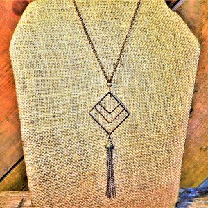 <3  Long Vintage Geo Tassel Necklace  <3